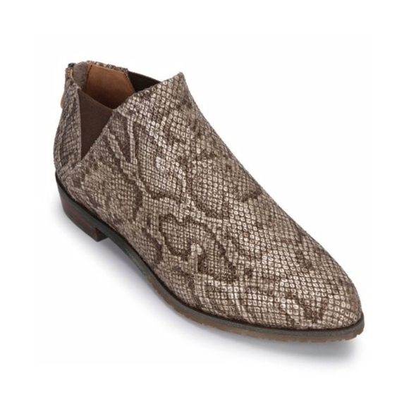 NEW Gentle Souls | Snakeskin Ankle Boots 7‎ - Picture 2 of 9